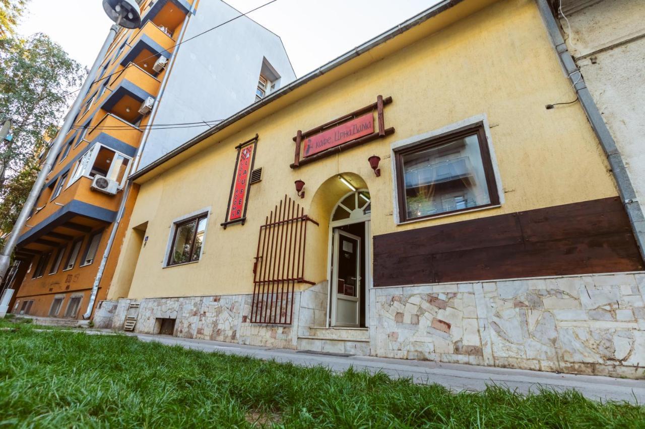 Laufer Hostel Novi Sad Exterior photo