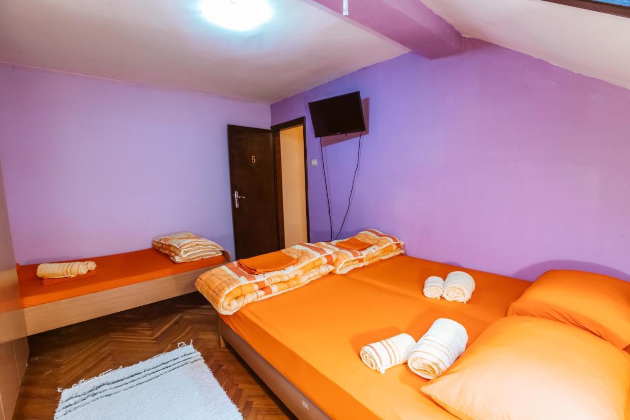 Laufer Hostel Novi Sad Exterior photo