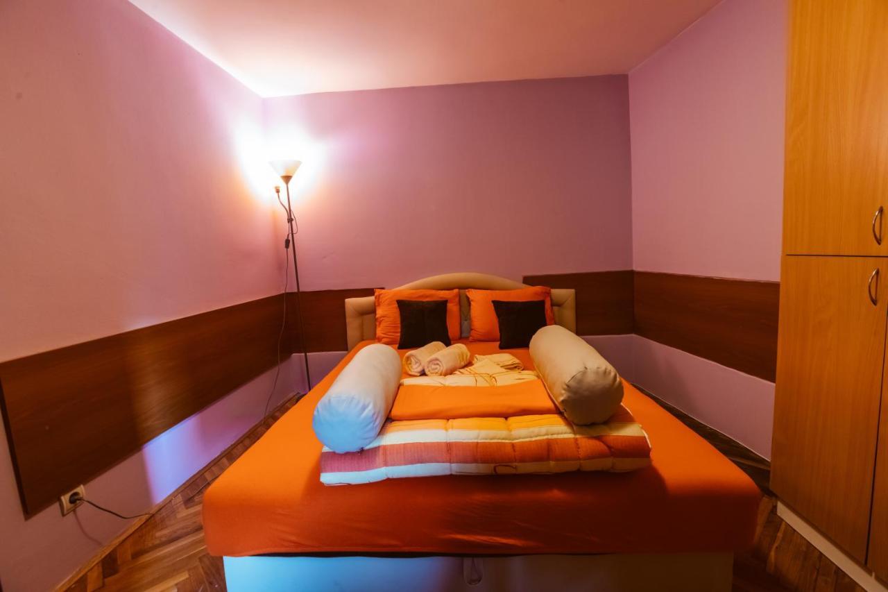 Laufer Hostel Novi Sad Exterior photo
