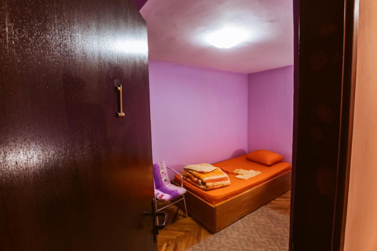 Laufer Hostel Novi Sad Exterior photo