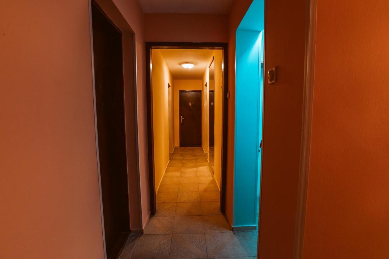 Laufer Hostel Novi Sad Exterior photo